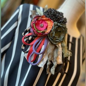 New Flower Pin Boutique matches tunic Zadie B animal print